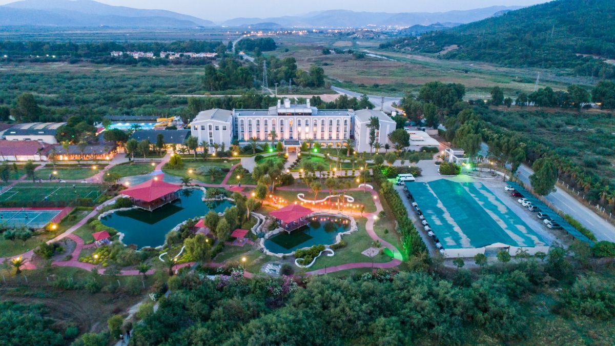 Hedef Beyt Hotel ile 'aile tatili' keyfini doyasıya yaşayın