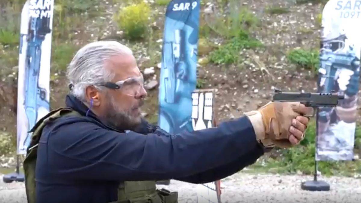 Mete Yarar'dan dikkat çeken silah testleri paylaşımı