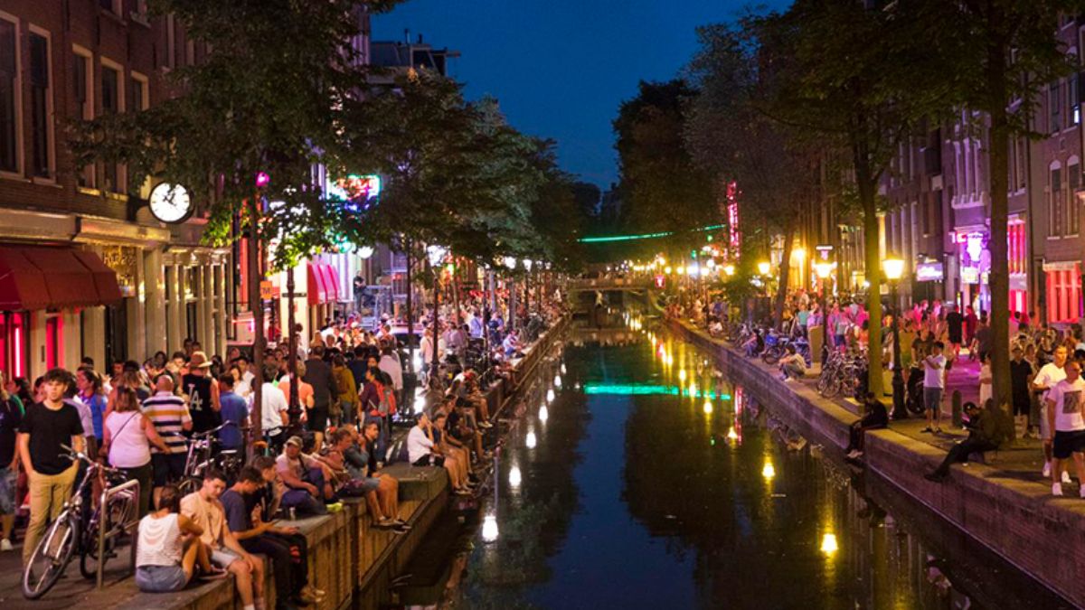 “Tek derdiniz alkol, esrar ve Red Light ise hiç gelmeyin”