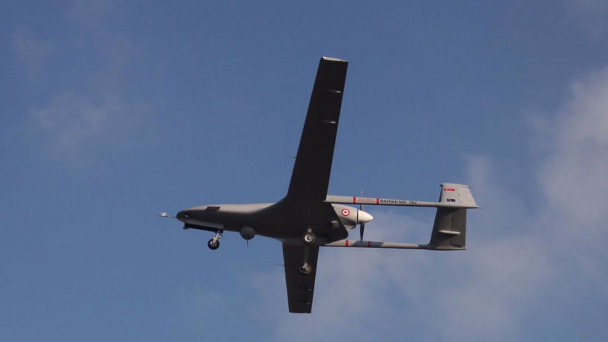 Bir ülke daha Türkiye'den 8 milyon euro değerinde İHA alacak