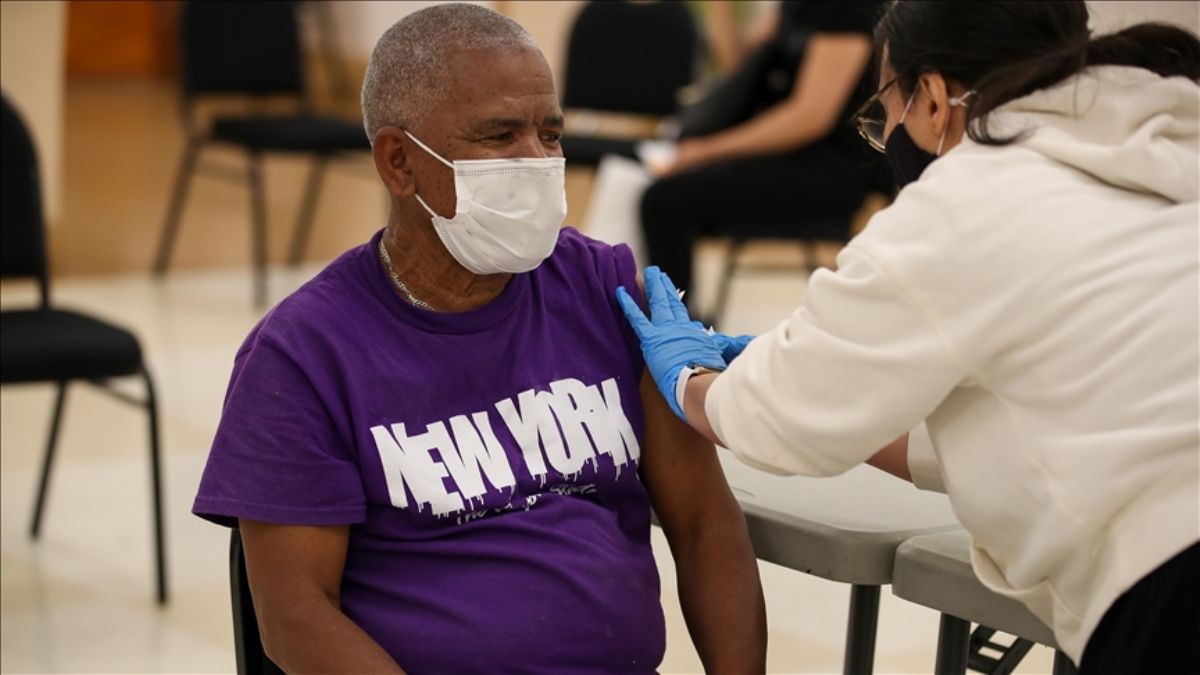 ABD'de Kovid-19 salgınında son 24 saatte 76 kişi hayatını kaybetti