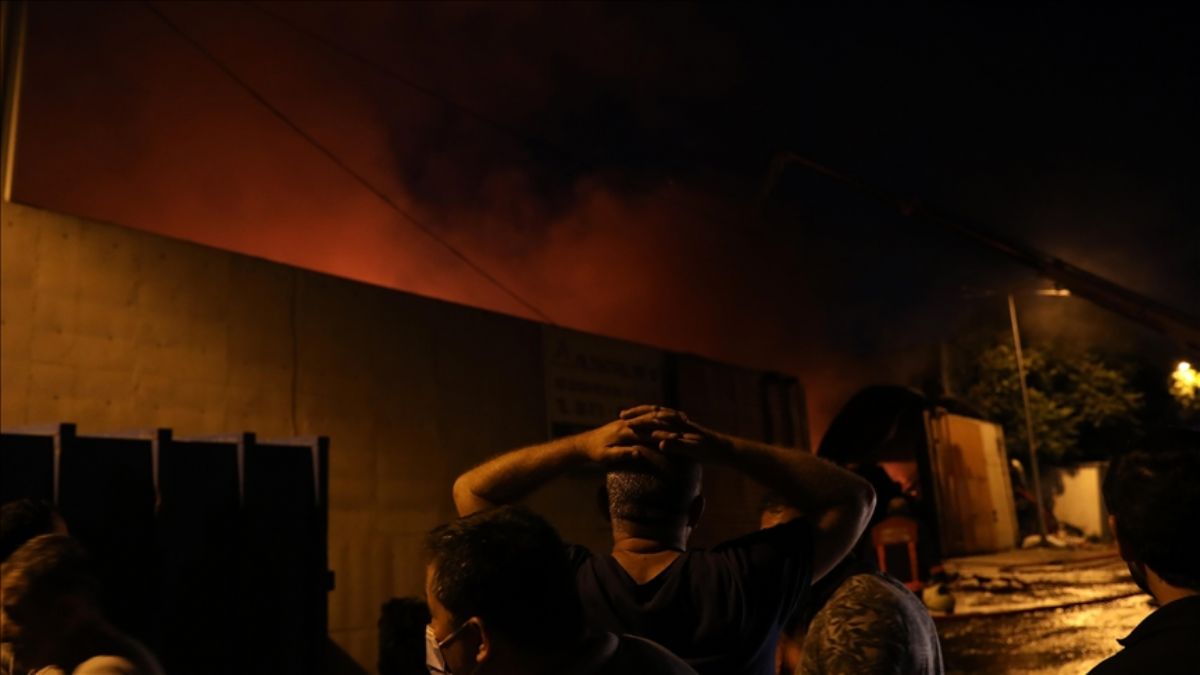 Başkentte geri dönüşüm tesisinde yangın çıktı