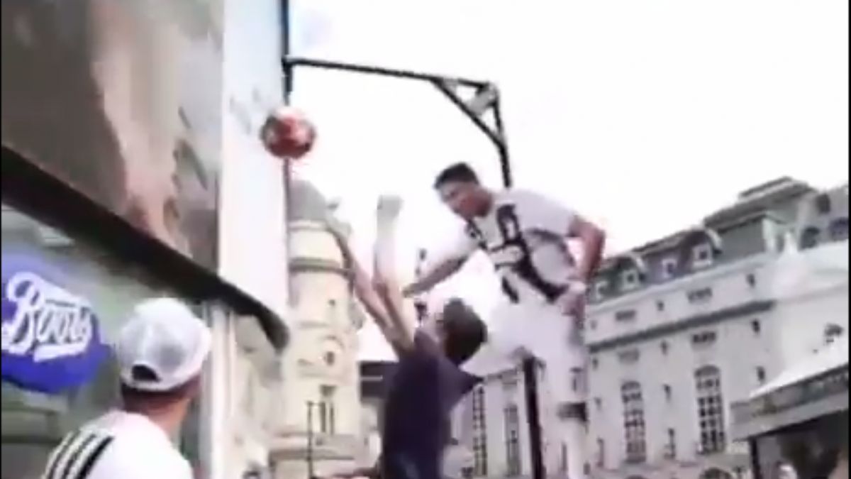 Ronaldo zıplamıyor, uçuyor