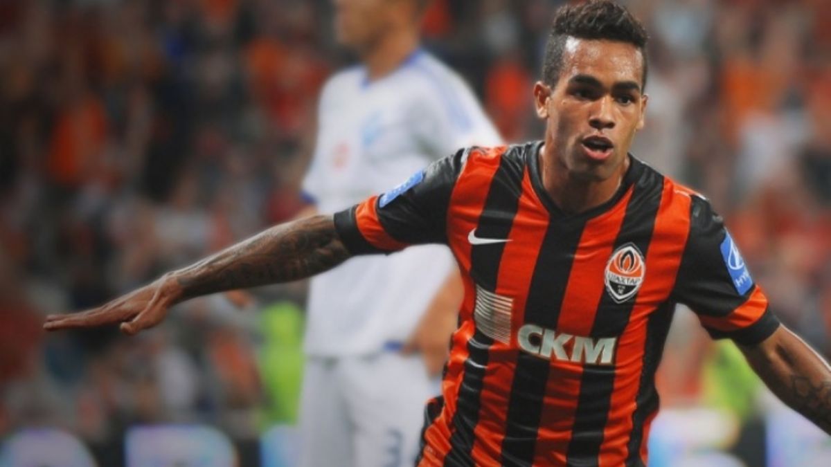 Beşiktaş'ın gündeminde olan Alex Teixeira Kimdir? I Alex Teixeira kariyeri nedir?