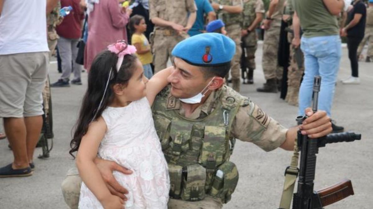 Suriye'de görevli 241 komando Adıyaman'a döndü