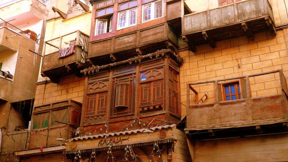 Başkasının avlusuna bakan pencere yapmak yasaktı!