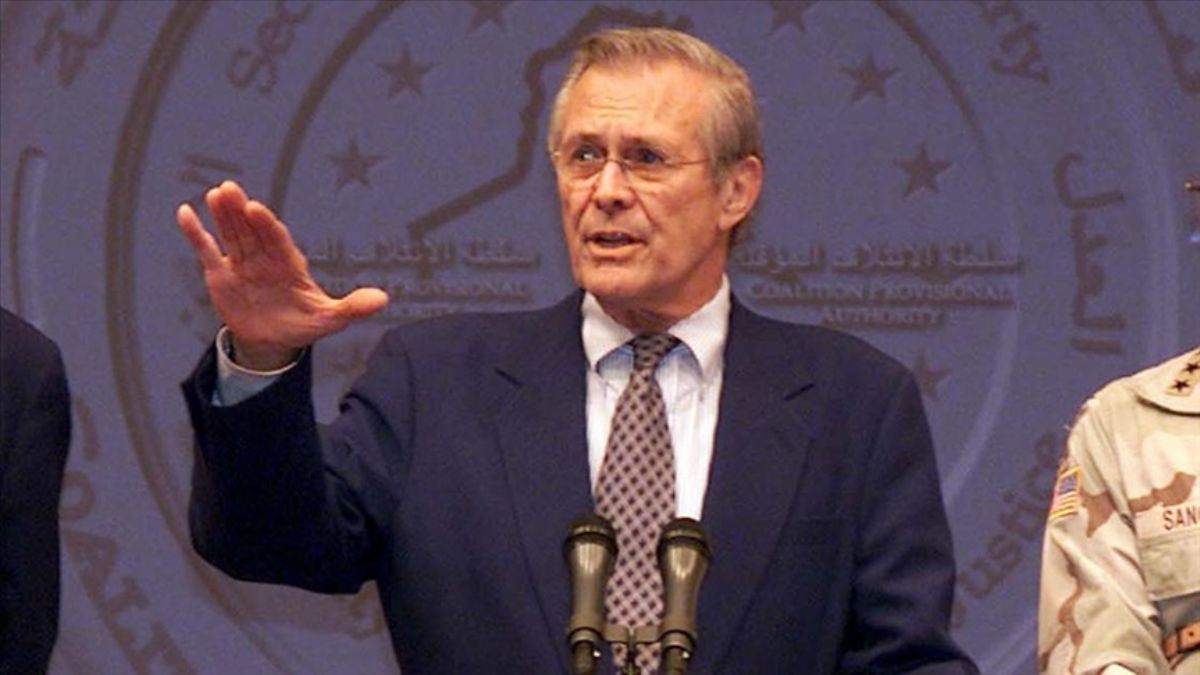 Irak'ın işgalinde önemli rol oynayan ABD'li eski bakan Rumsfeld öldü