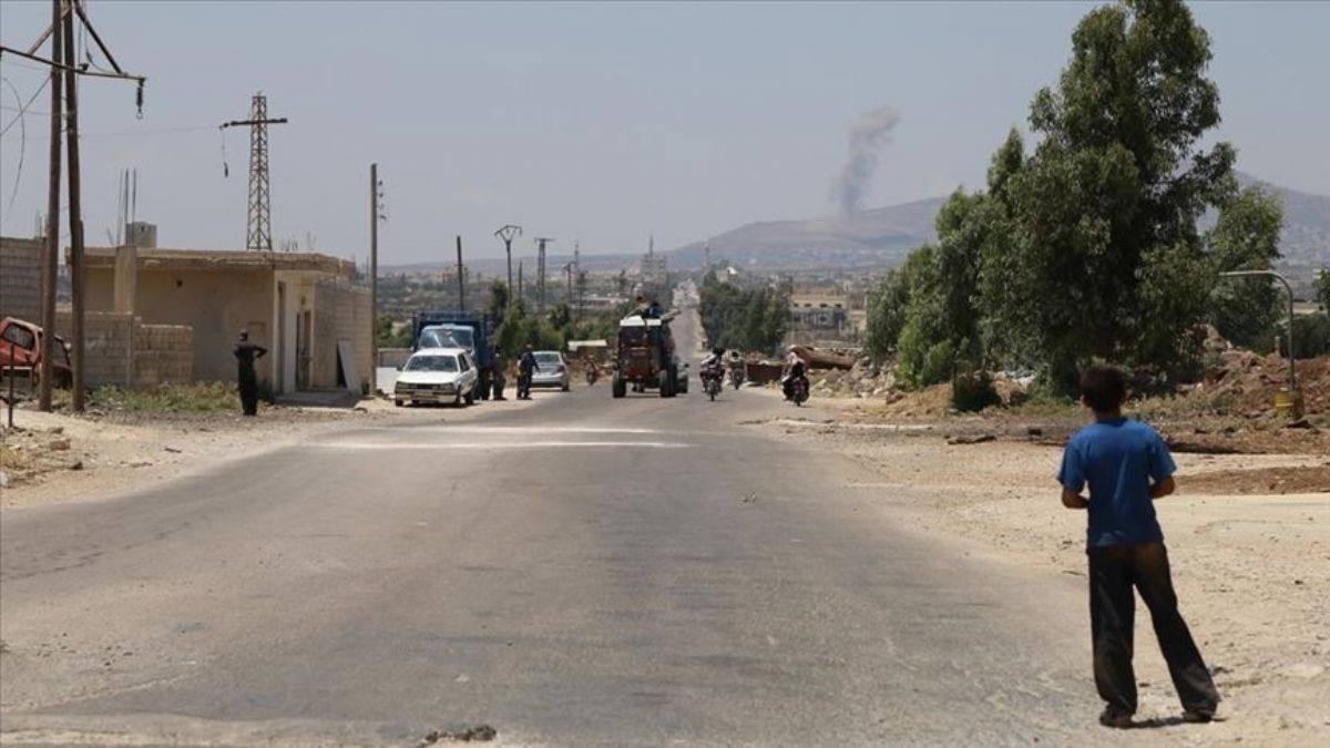 Esed rejimi, Dera'daki 40 bin kişilik mahalleyi ablukaya aldı