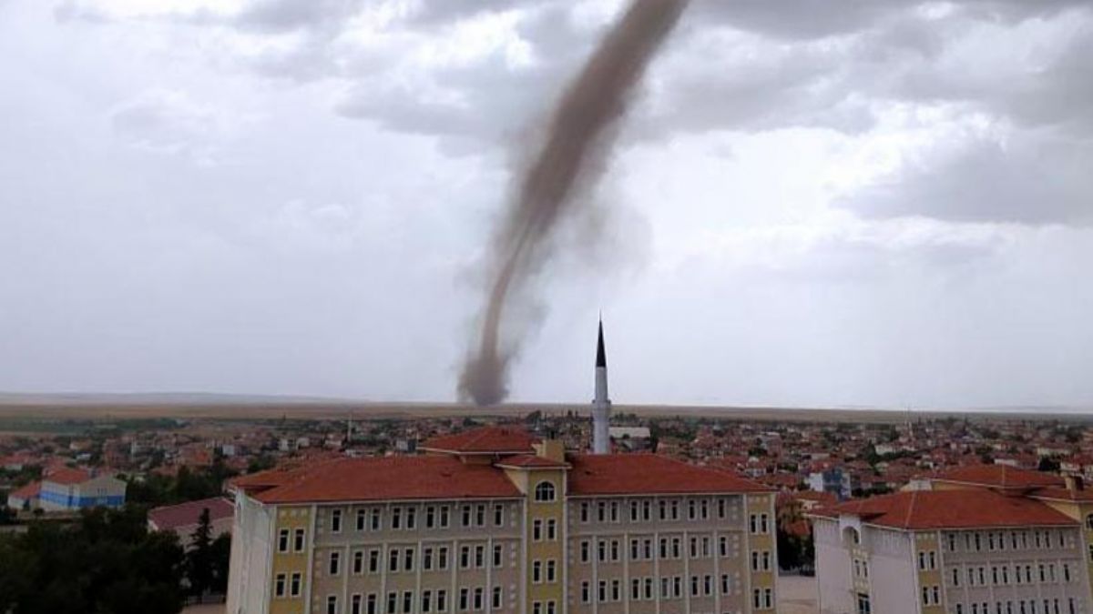 Ankara'da hortum paniği