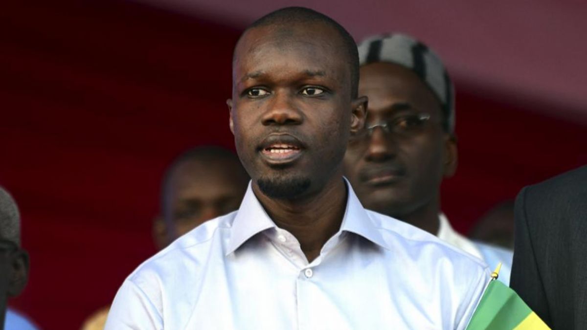 Senegalli siyasetçi: Fransa artık elini gırtlağımızdan çeksin!