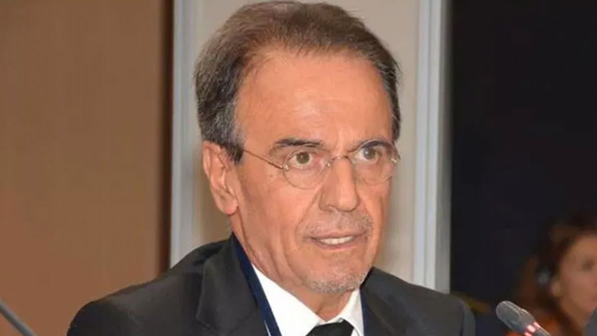 Prof. Dr. Ceyhan: Karpuz seçimini karpuzcuya bırakanlar aşı konusunda uzman kesiliyor