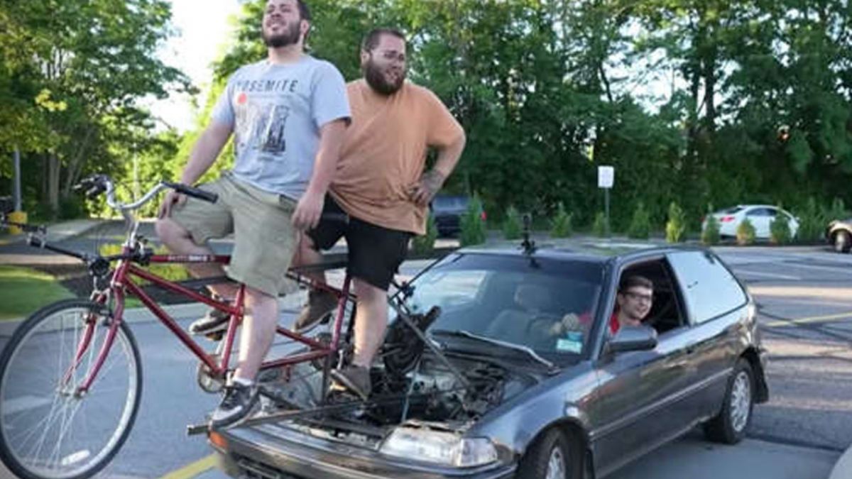 Sıfır emisyon: Bisikletle çalışan otomobil!