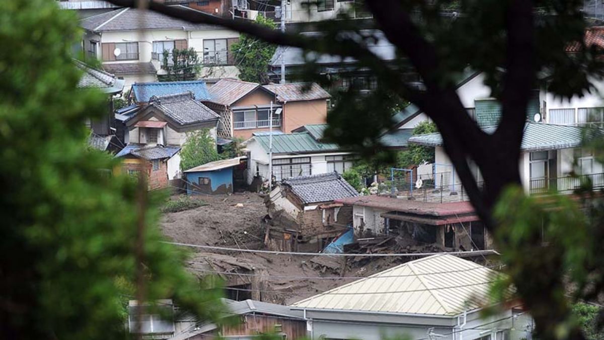 Japonya'da heyelan: En az 20 kişi kayıp