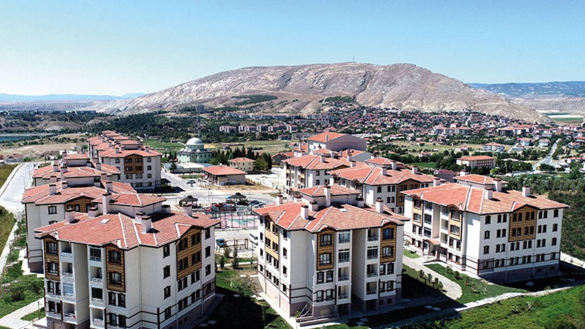 TOKİ, 1 milyonuncu konutun anahtarını teslim edecek