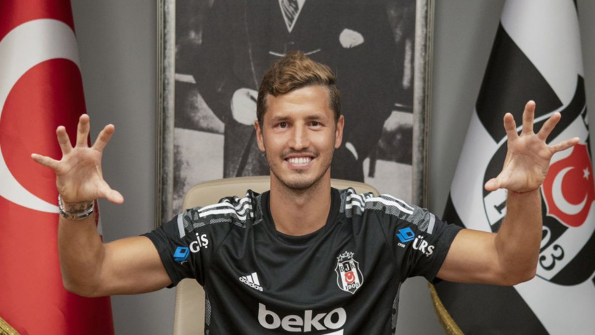 Salih Uçan Beşiktaş'ta