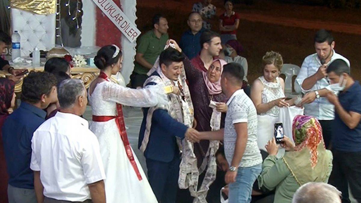 Damada '5 liradan 5 bin liralık takı' sürprizi