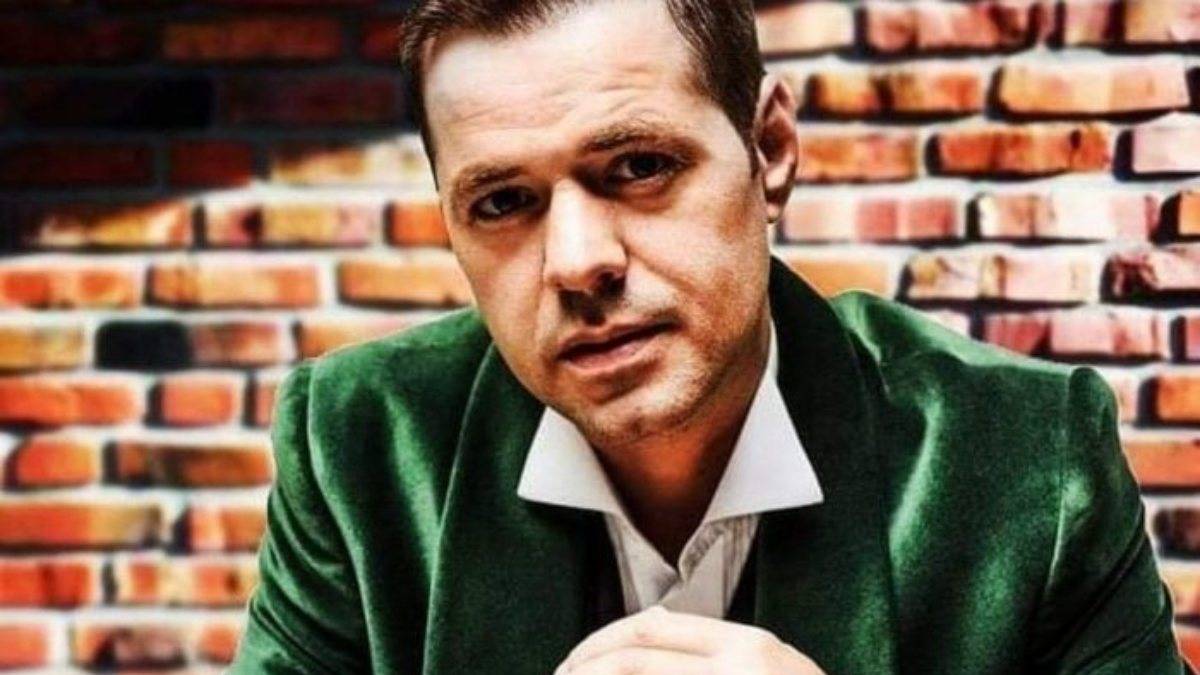 Engin Nurşani kimdir?