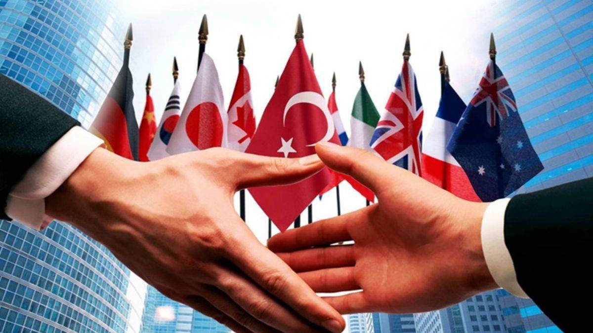 Tüccarlar fiyat belirlerken zorlanıyor