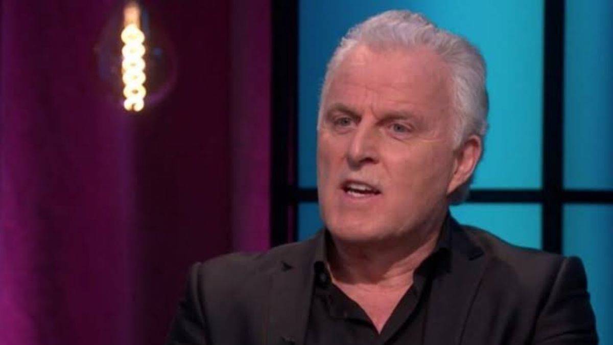 Hollandalı gazeteci sokak ortasında vuruldu