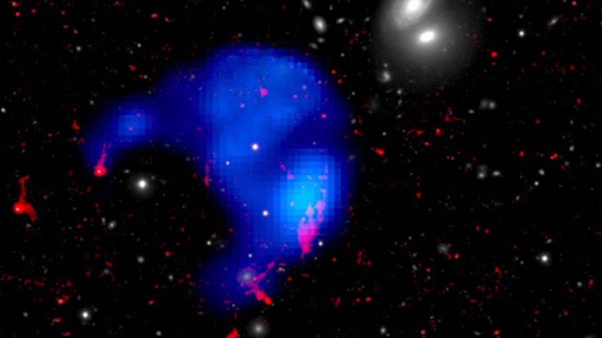 Bilim insanları 'yapayalnız' bir bulut keşfetti