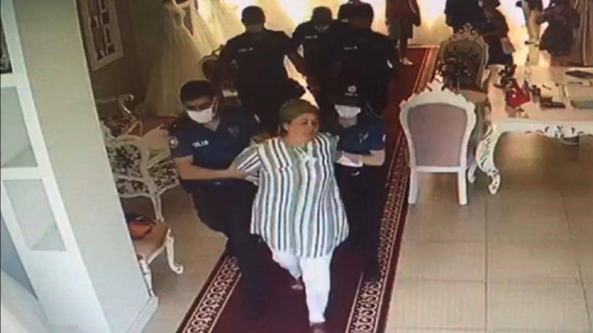 BBP'li yöneticiye ters kelepçede 4 polis görevden uzaklaştırıldı