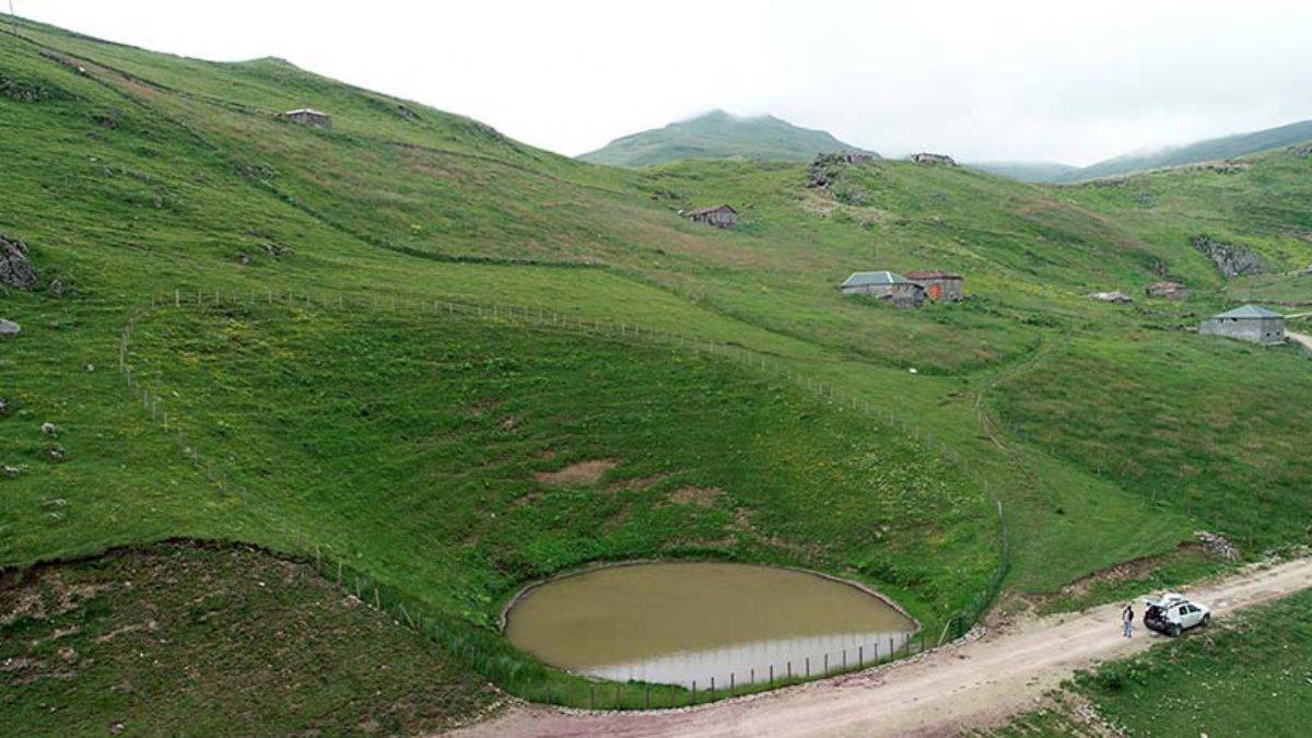 Dipsiz Göl, 'çamur göl' oldu