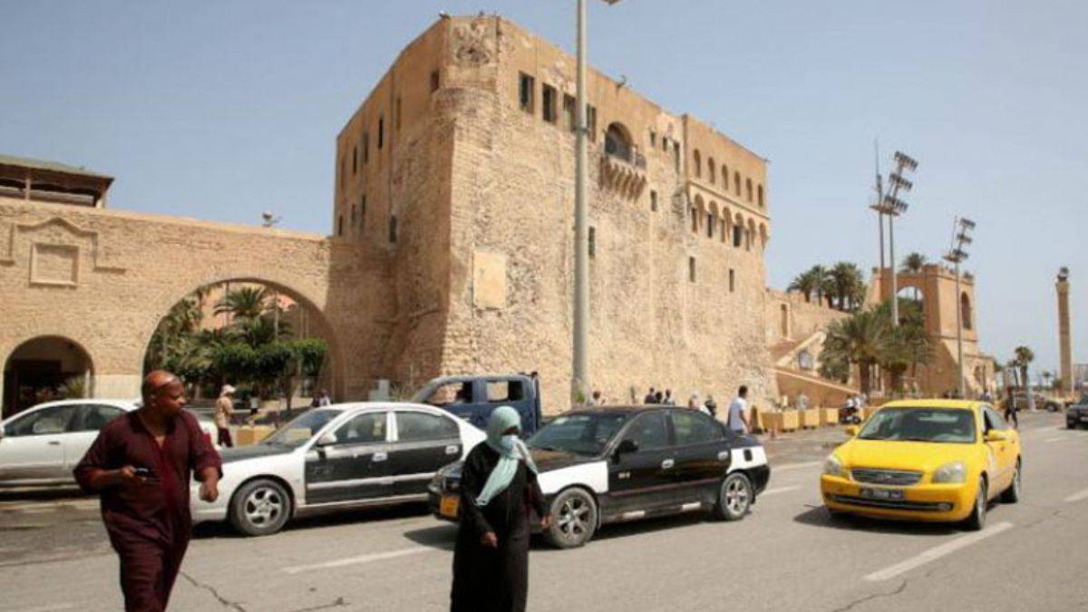 Libya, Tunus sınırını kapattı