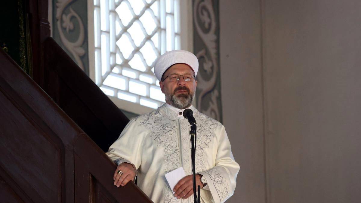 Erbaş’ın Cuma hutbesinde 'İslam’ı istismar' uyarısı