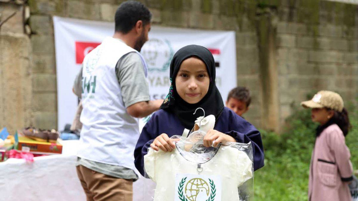 Yetimler, bayramlık hediyelerle gülecek