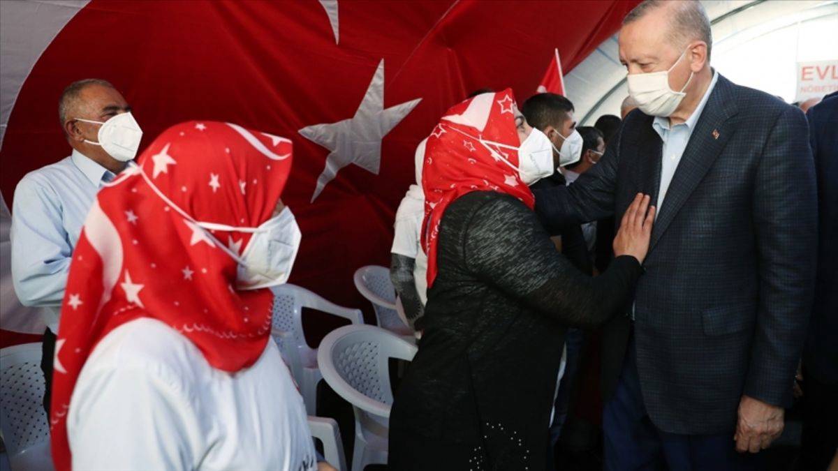 Diyarbakır annelerinden Erdoğan'a: 'Senin sayende güçlüyüz'