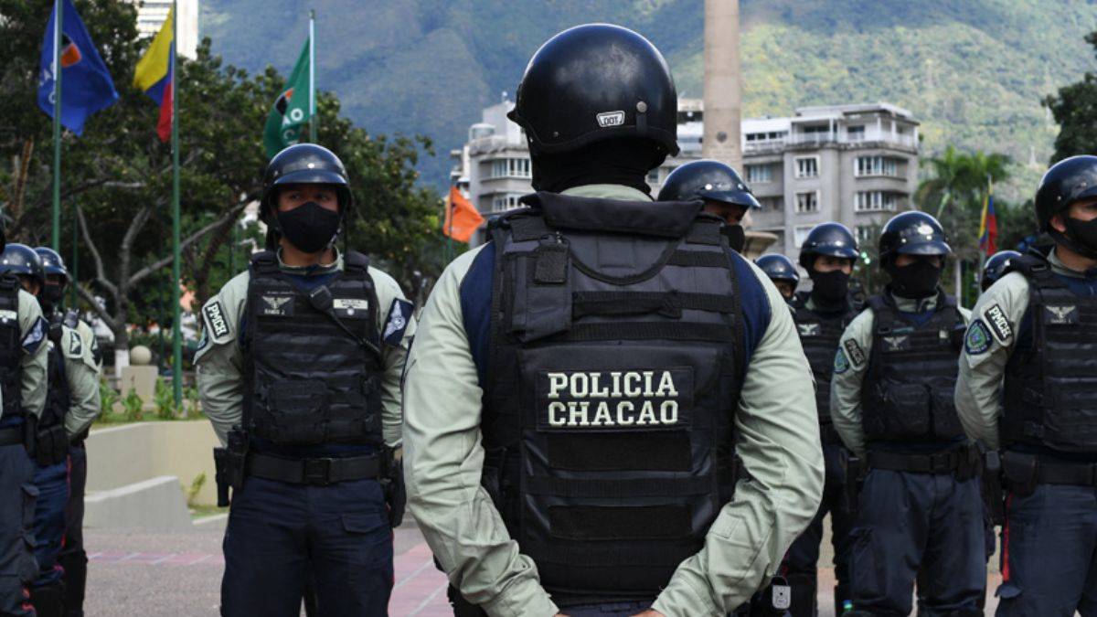 Venezuela'da çetelere yönelik operasyonda 4 polis öldü