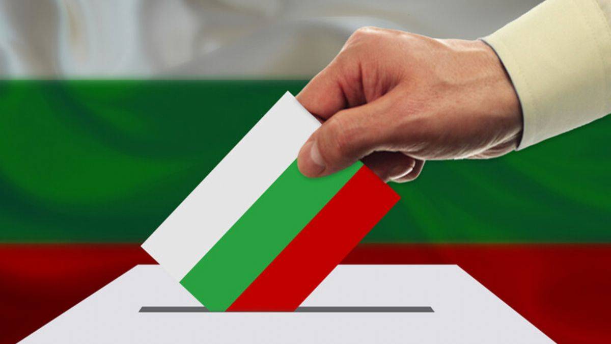 Türkiye'yi de ilgilendiren seçim için halk sandığa gitti