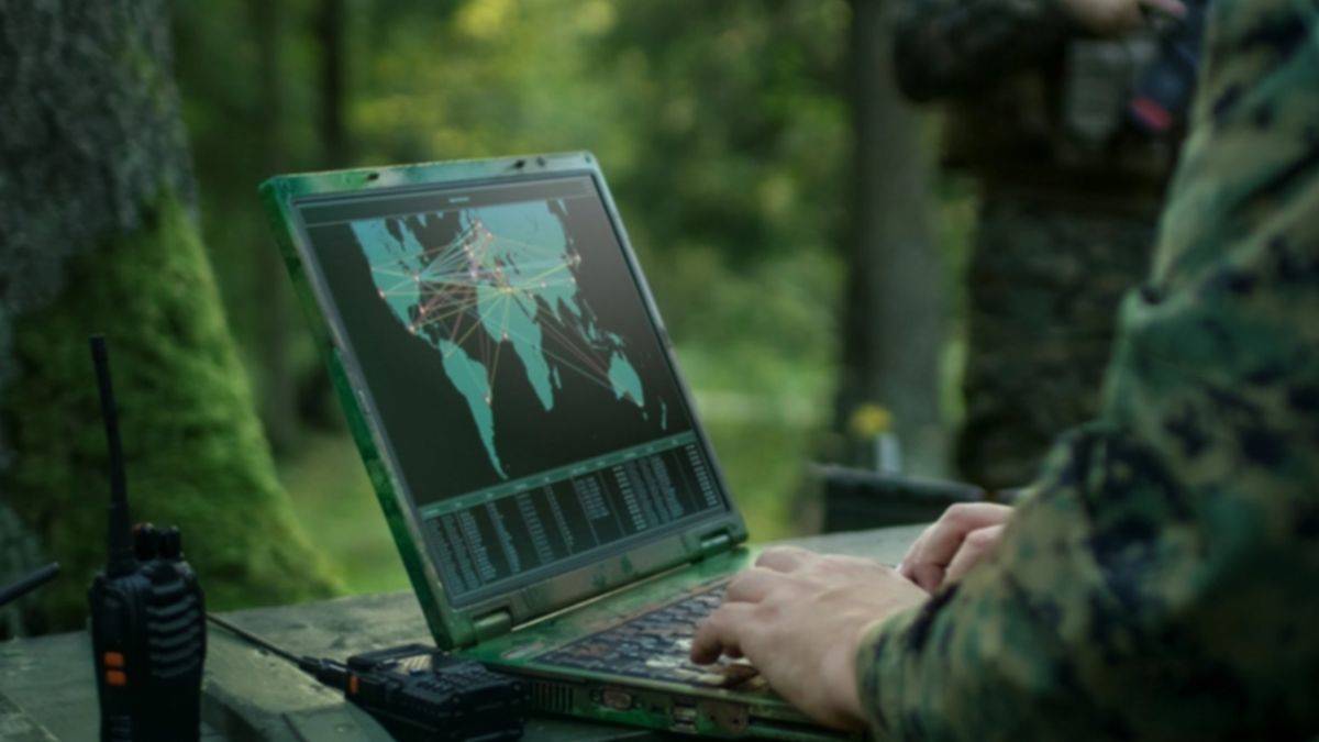 Yabancı istihbarat örgütleri birbirine girdi