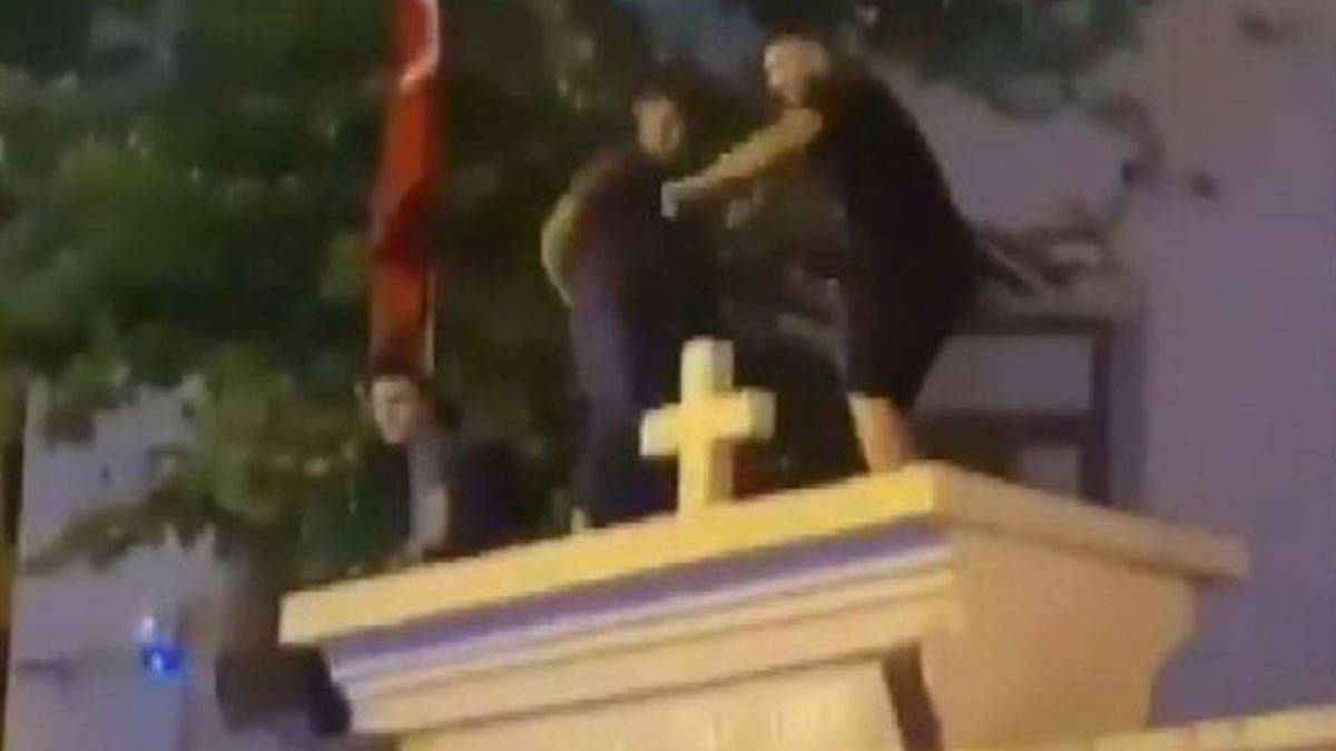 Kadıköy'de skandal görüntü!