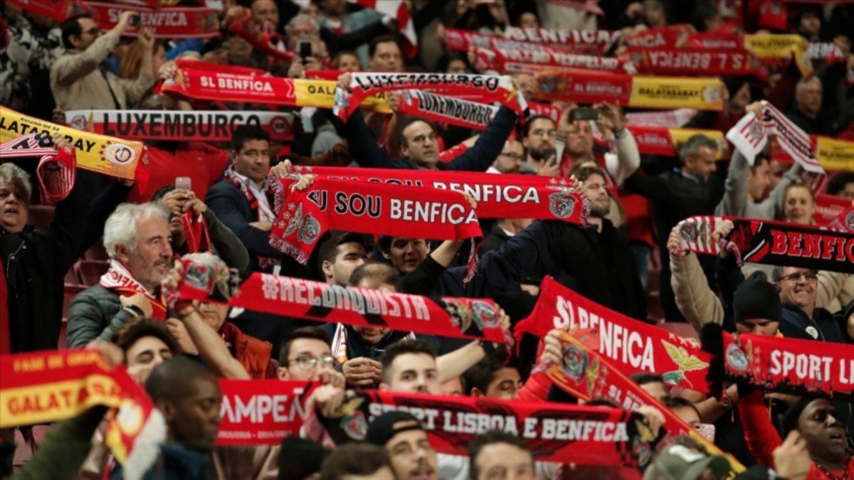 Benfica atakta, Manchester United ve Juventus kaybetti!