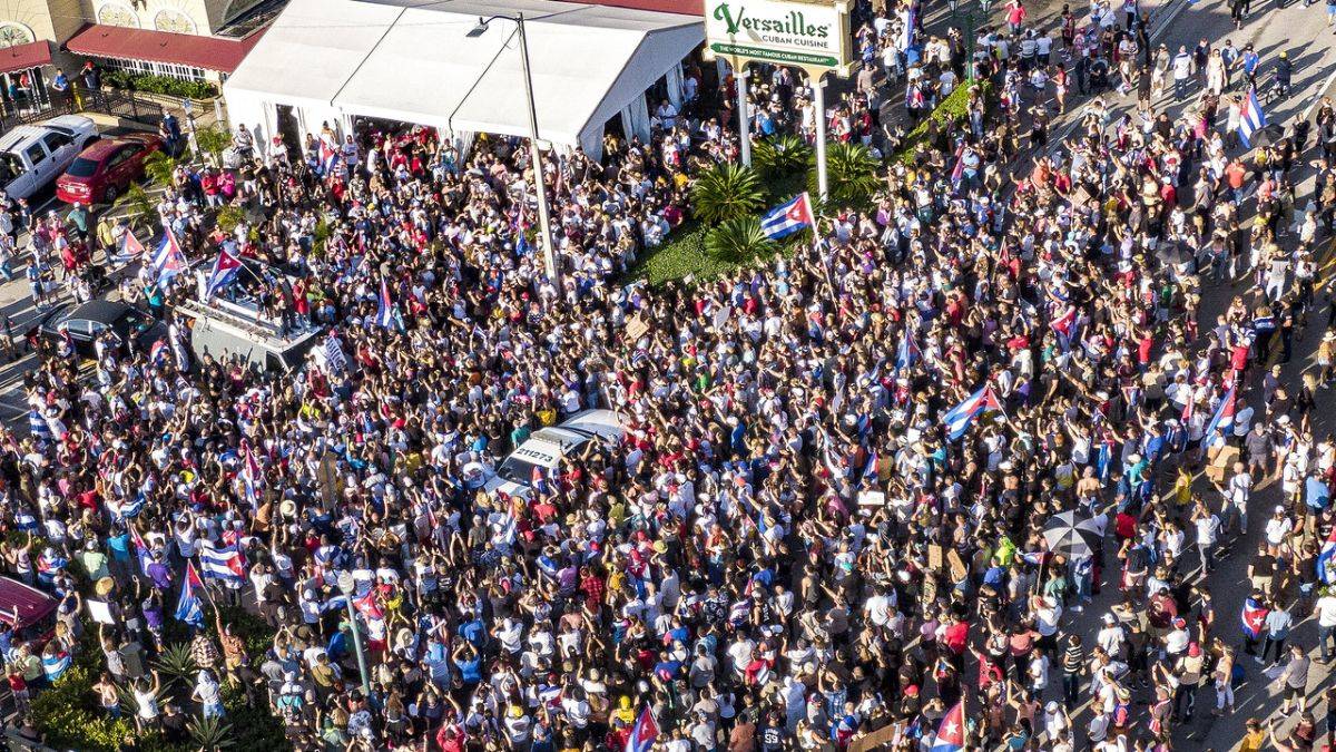 Rusya’dan ‘Küba’ çıkışı!