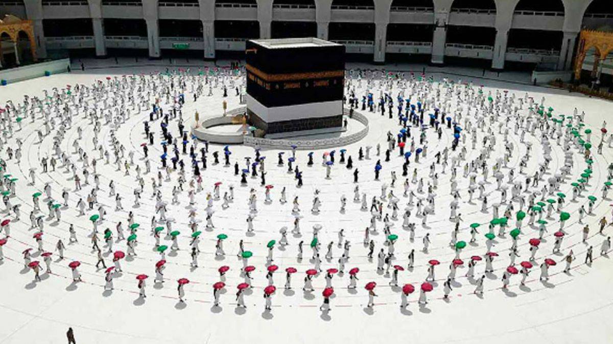 Suudi Arabistan'da 'akıllı hac kartı' uygulaması başladı