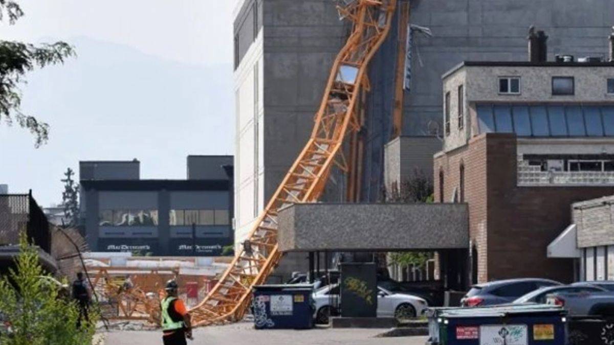 Kanada'da kule vinç çöktü: 4 ölü