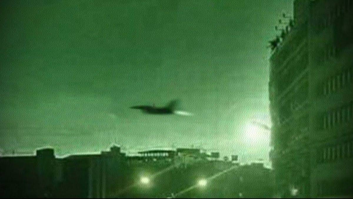 15 Temmuz: F16’ya çatıdan levye fırlatıldığı görüntülenmişti