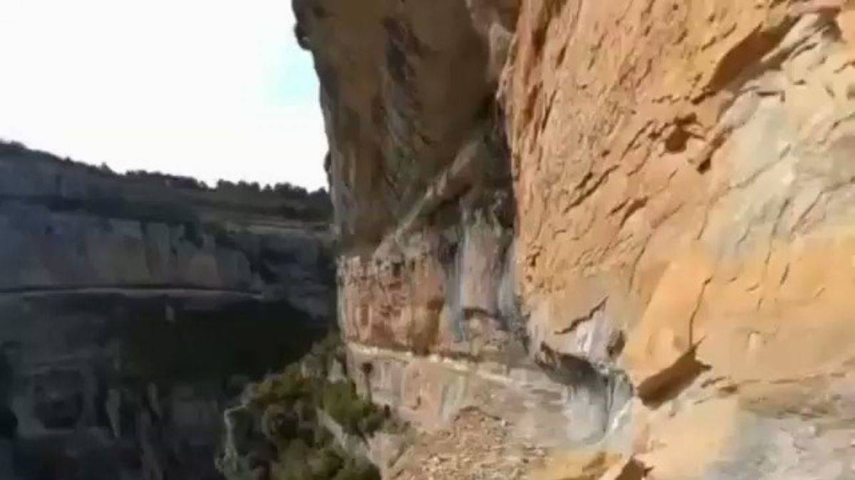 Bu yolda bisiklet sürmek cesaret ister