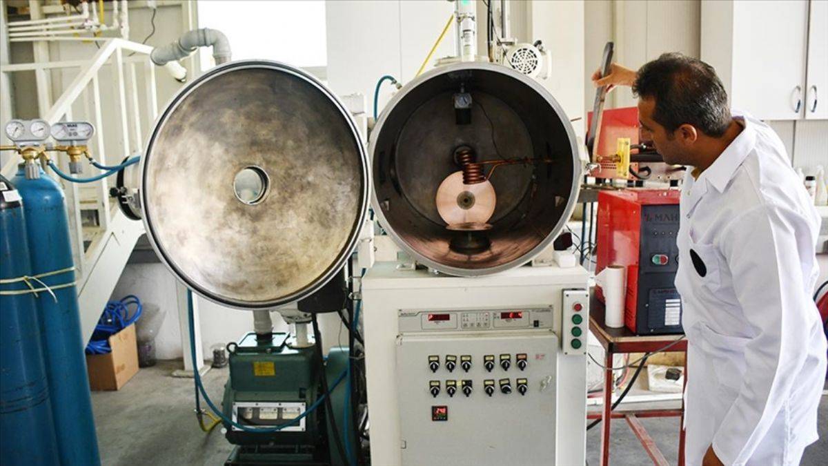 TÜBİTAK'tan Made in Türkiye 'süper alaşım' cihazı