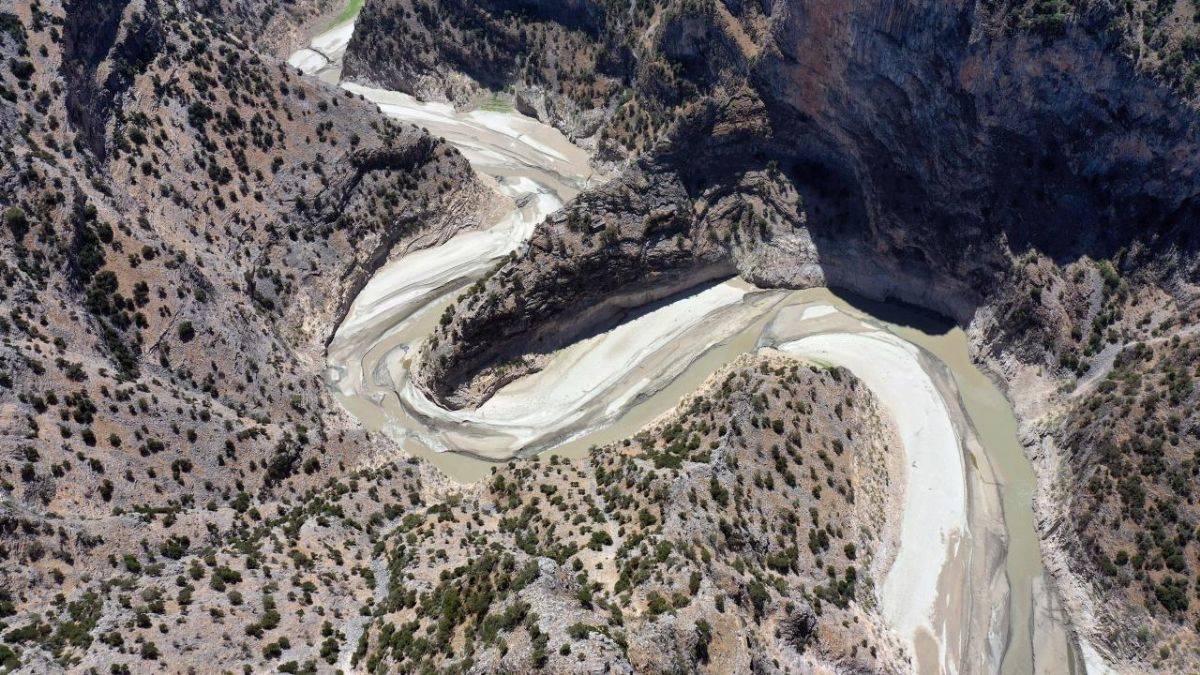 Kuraklık Arapapıştı kanyonunu kuruttu!