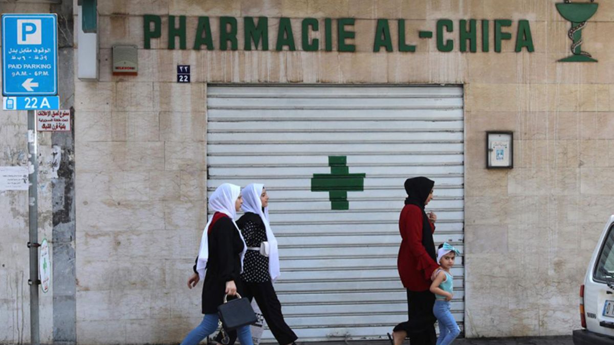 Lübnan'daki eczaneler ilaç yokluğundan 'zorunlu kapanma' kararı aldı