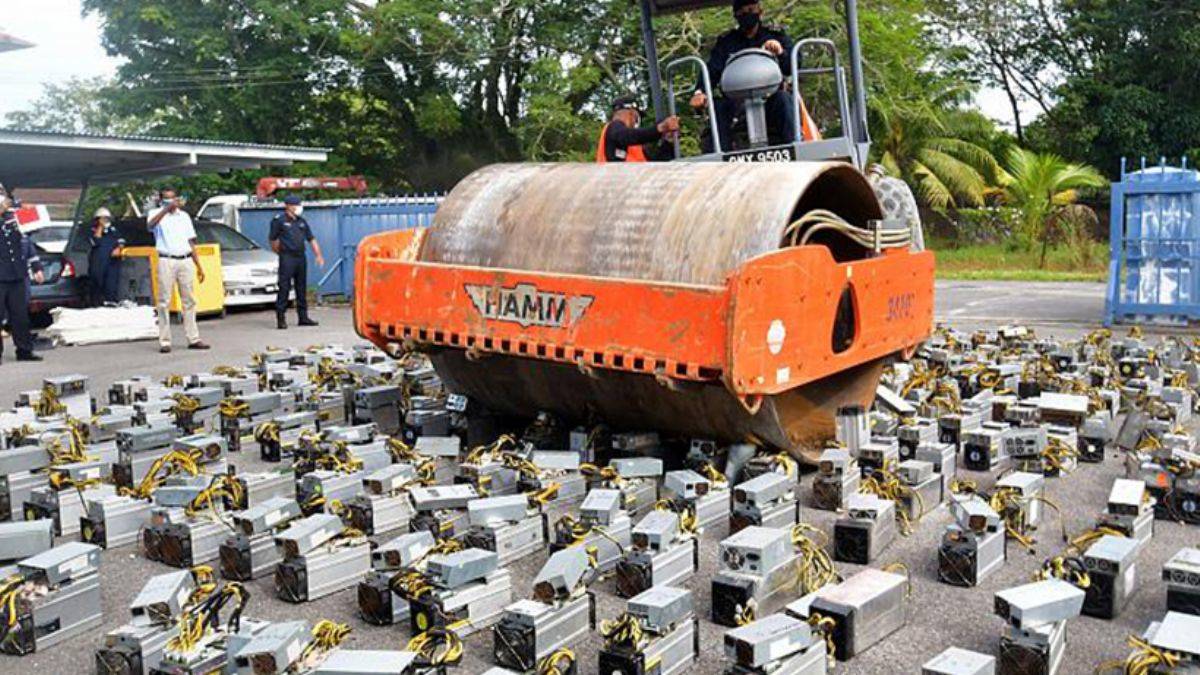 Malezya, Bitcoin madenciliğe savaş açtı