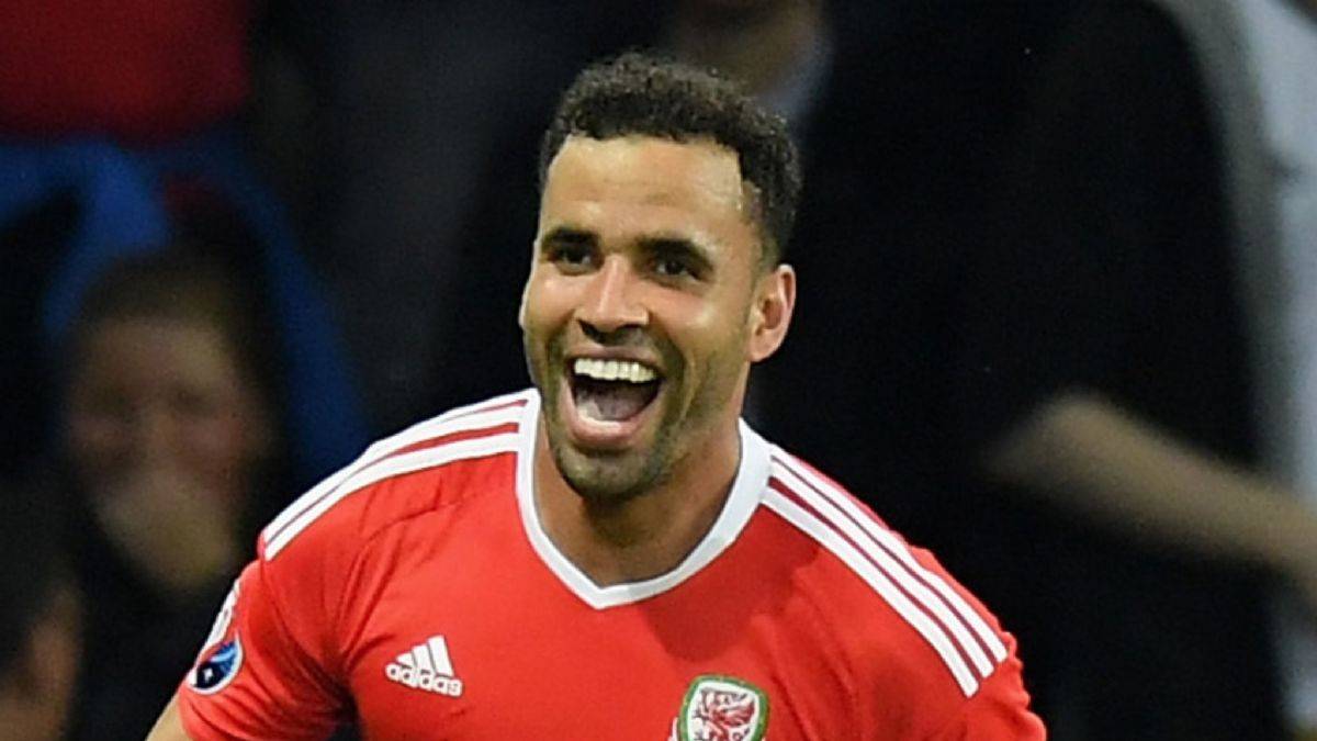 Rizespor'a sürpriz santrafor: Hal Robson-Kanu