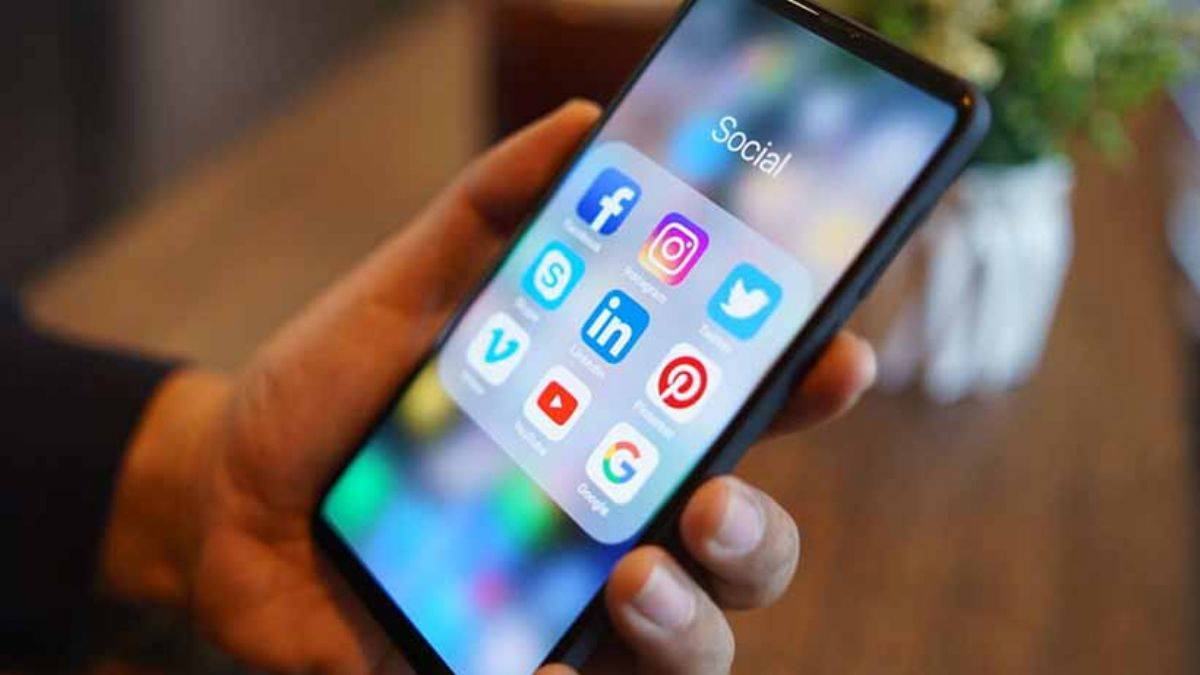 Sosyal medyaya 'Almanya modeli' geliyor