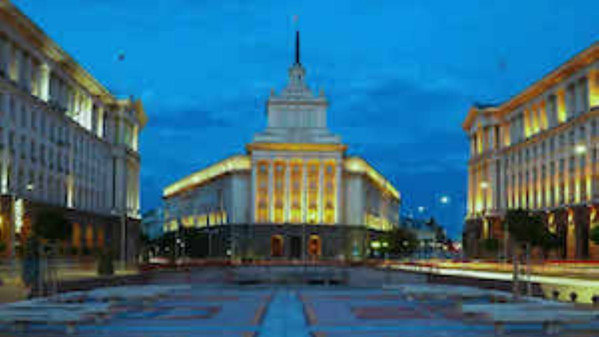 Bulgaristan, Filibe’de Elektrikli Bisiklet Üretimi İçin Ortak Yatırım Anlaşması İmzaladı