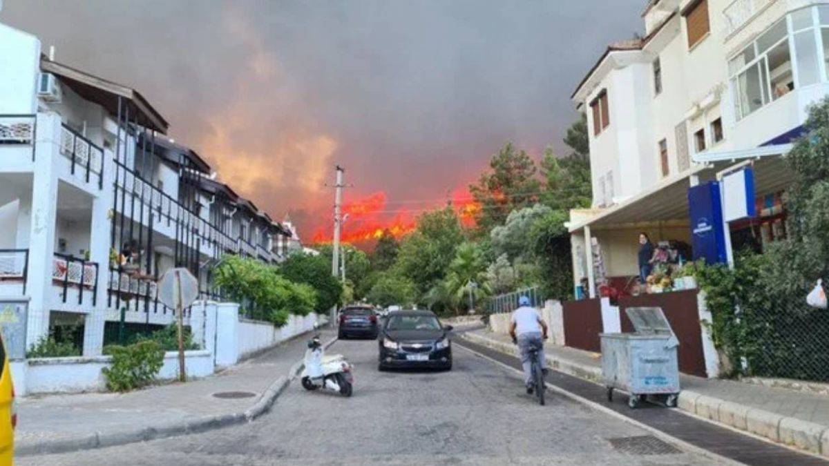 Marmaris'teki yangın söndürüldü mü? Marmaris'teki yangın nerede hangi mahallede çıktı?