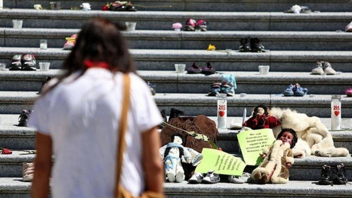 Katolik papazdan Kanadalı yerlilere suçlama: Kilise okulları konusunda yalan söylüyorlar