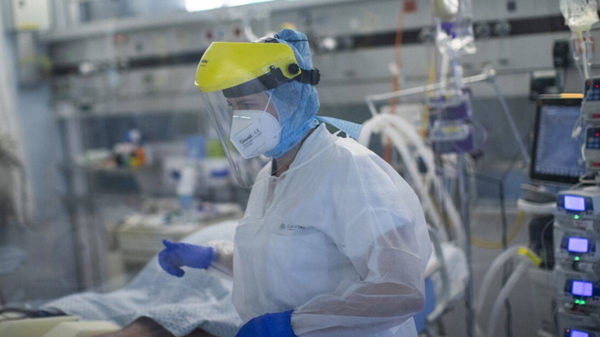 Belçika'da halkın yüzde 70'i 'tam aşılı'